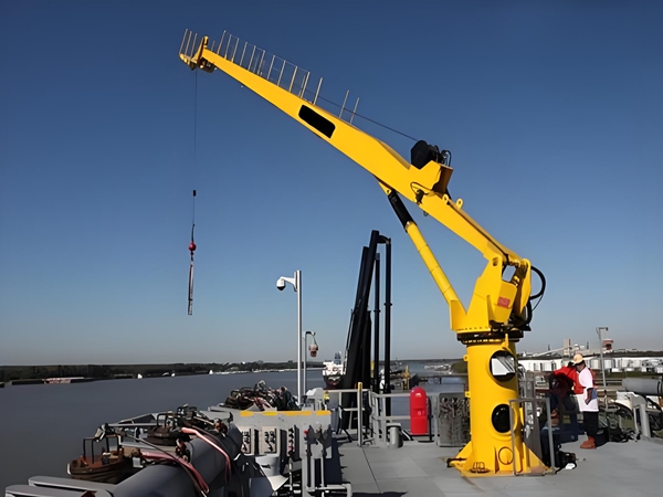船用起重机01.jpg